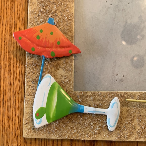 Beachy Picture Frame - Picture 3 of 6